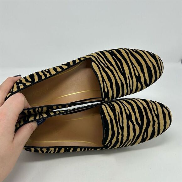 Vionic Willa Women's Slip-On Flats Tiger Stripe Suede Size 8 Brown and Black - Picture 11 of 13